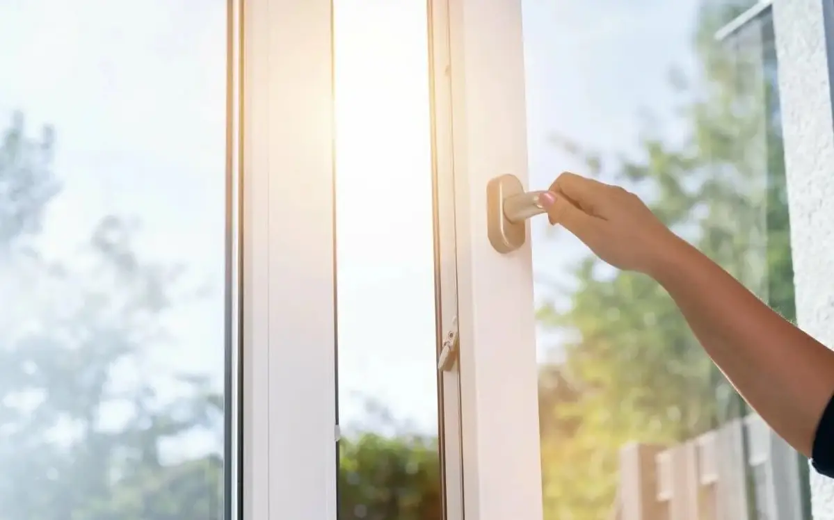 Step-by-step PVC window installation in Barcelona